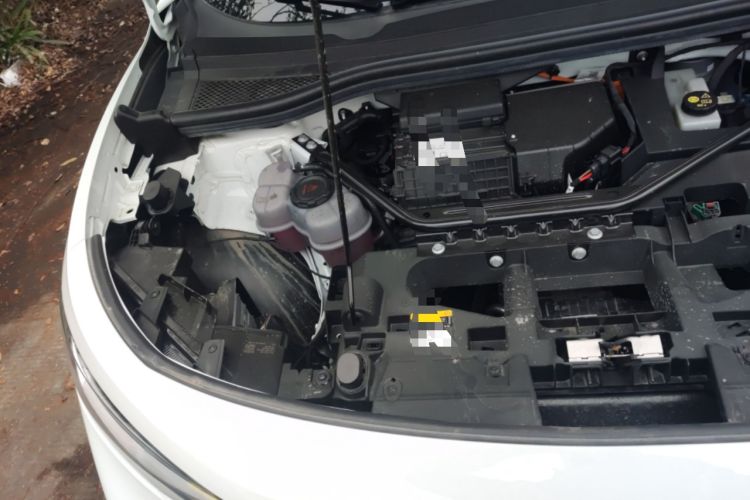 Used Volkswagen ID.4 CROZZ 2025 Pure Edition Engine Bay Right