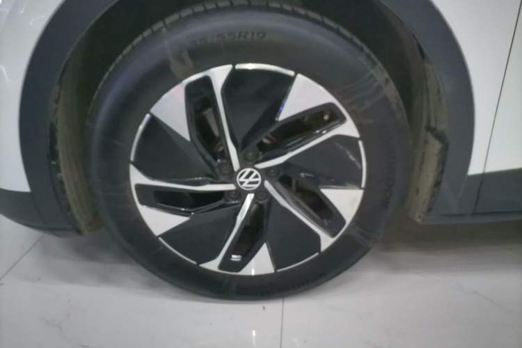 Used Volkswagen ID.4 CROZZ 2025 Pure Edition Exterior 7