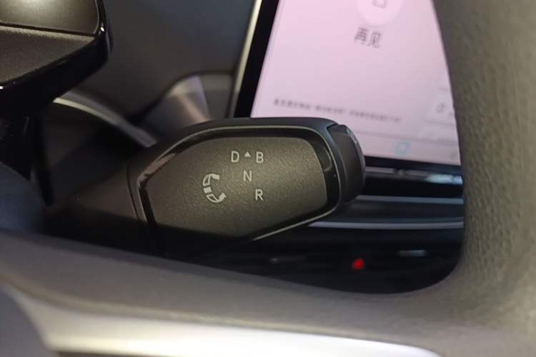Used Volkswagen ID.4 CROZZ 2025 Pure Edition Gear Lever