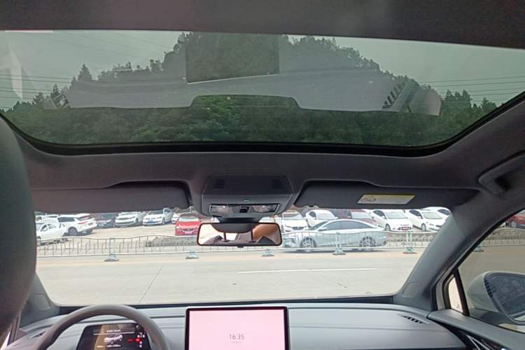 Used Volkswagen ID.4 CROZZ 2025 Pure Edition Headliner
