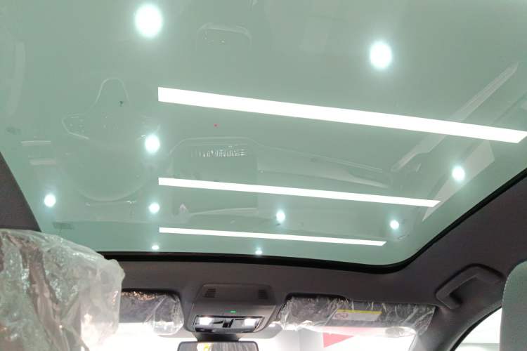 Used Volkswagen ID.4 CROZZ 2025 Pure Edition Headliner