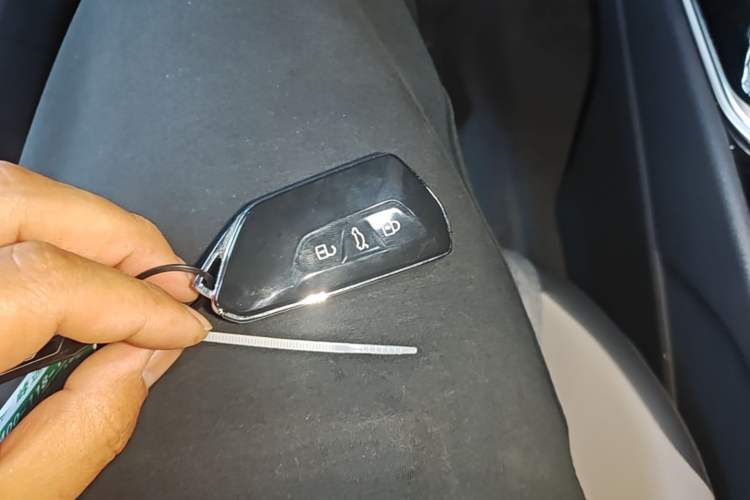 Used Volkswagen ID.4 CROZZ 2025 Pure Edition Interior 1