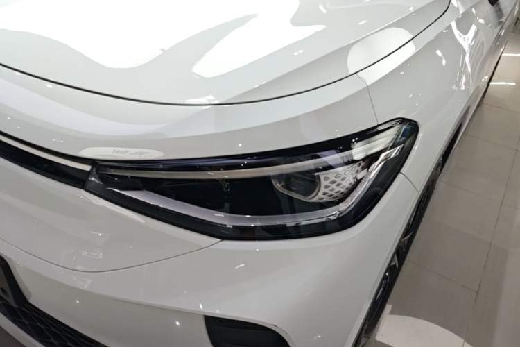 Used Volkswagen ID.4 CROZZ 2025 Pure Edition Left Front Headlight