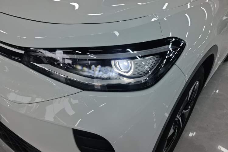 Used Volkswagen ID.4 CROZZ 2025 Pure Edition Left Front Headlight