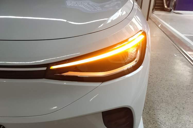 Used Volkswagen ID.4 CROZZ 2025 Pure Edition Left Front Headlight
