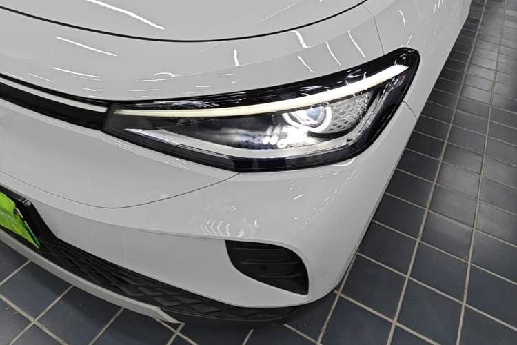 Used Volkswagen ID.4 CROZZ 2025 Pure Edition Left Front Headlight