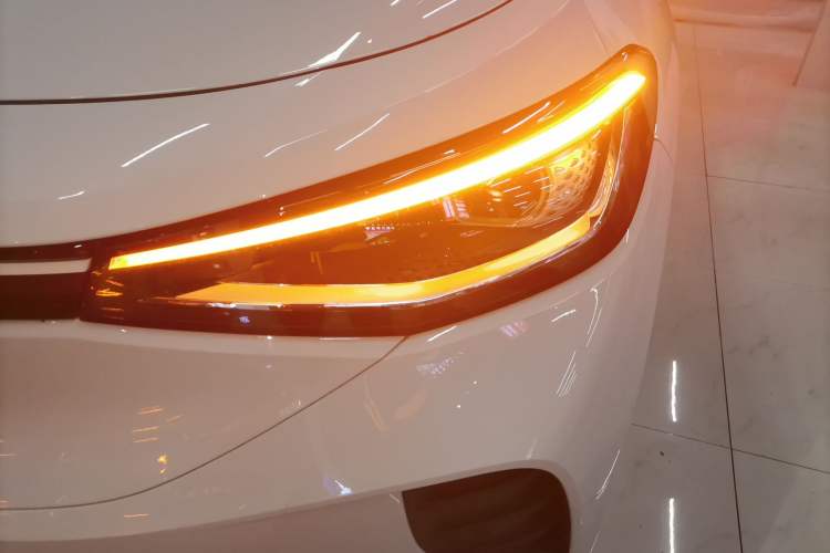 Used Volkswagen ID.4 CROZZ 2025 Pure Edition Left Front Headlight