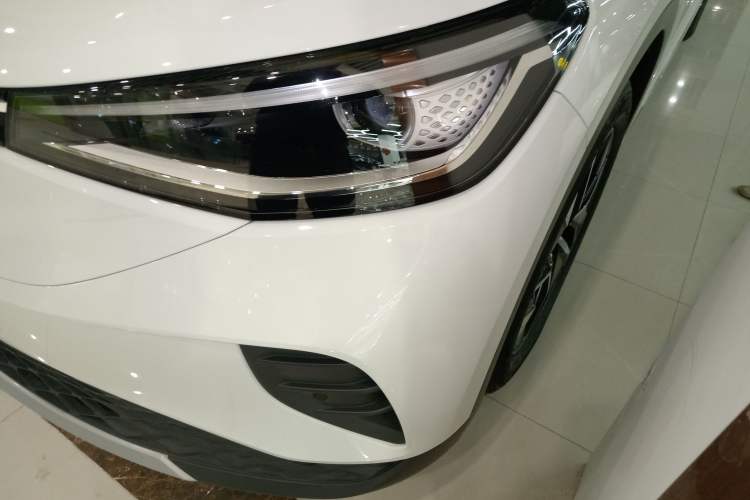 Used Volkswagen ID.4 CROZZ 2025 Pure Edition Left Front Headlight