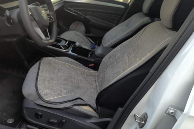 Used Volkswagen ID.4 CROZZ 2025 Pure Edition Left Front Seat