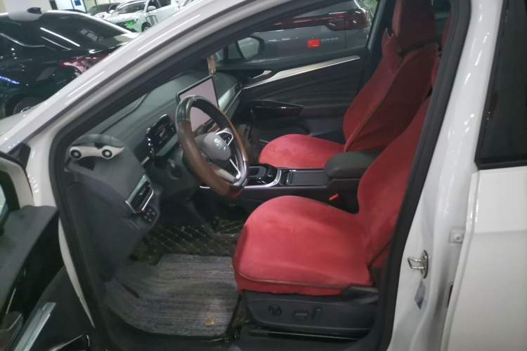 Used Volkswagen ID.4 CROZZ 2025 Pure Edition Left Front Seat