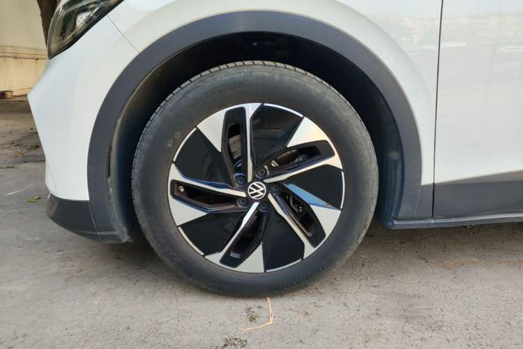 Used Volkswagen ID.4 CROZZ 2025 Pure Edition Left Front Wheel Hub
