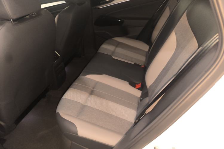 Used Volkswagen ID.4 CROZZ 2025 Pure Edition Left Rear Seat