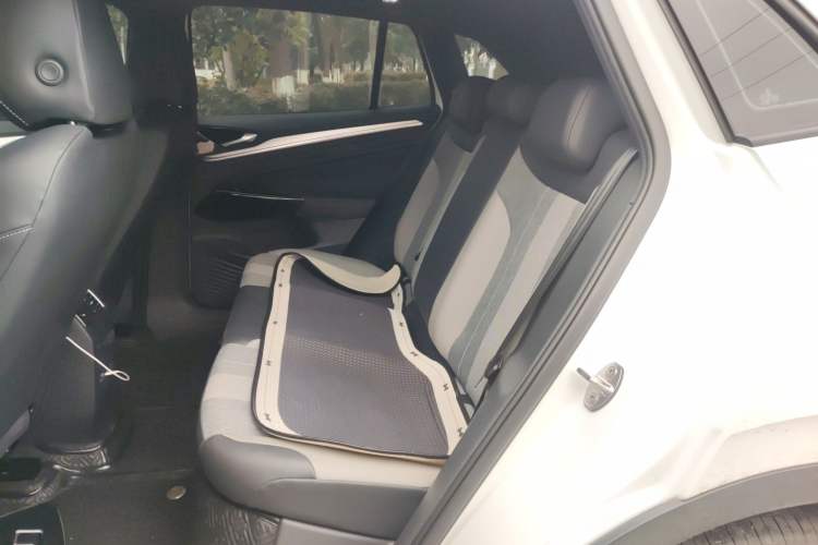 Used Volkswagen ID.4 CROZZ 2025 Pure Edition Left Rear Seat