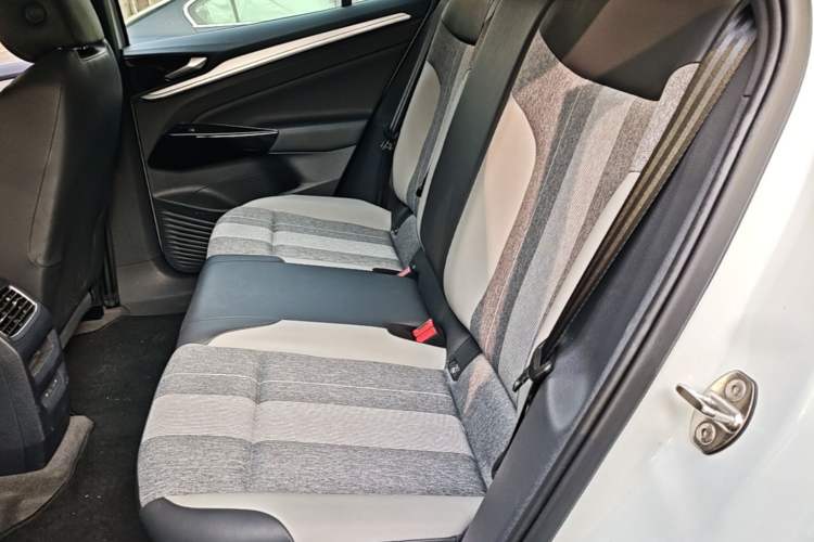 Used Volkswagen ID.4 CROZZ 2025 Pure Edition Left Rear Seat