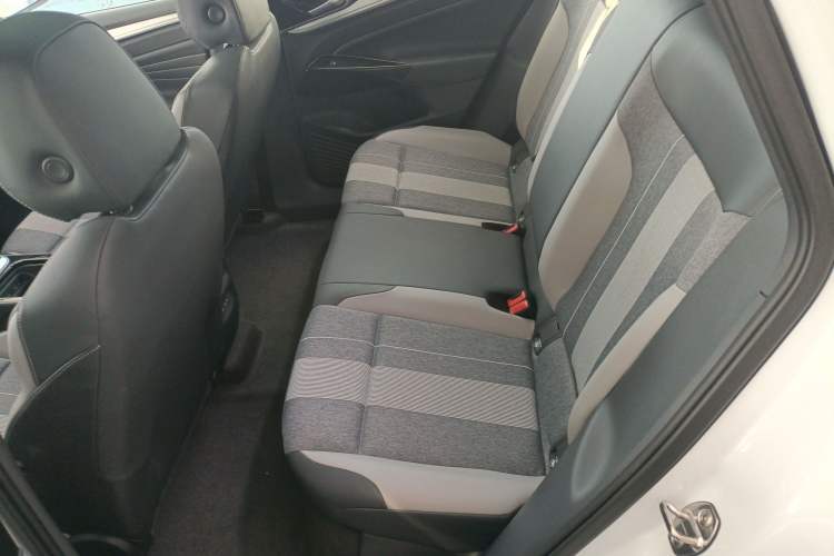 Used Volkswagen ID.4 CROZZ 2025 Pure Edition Left Rear Seat