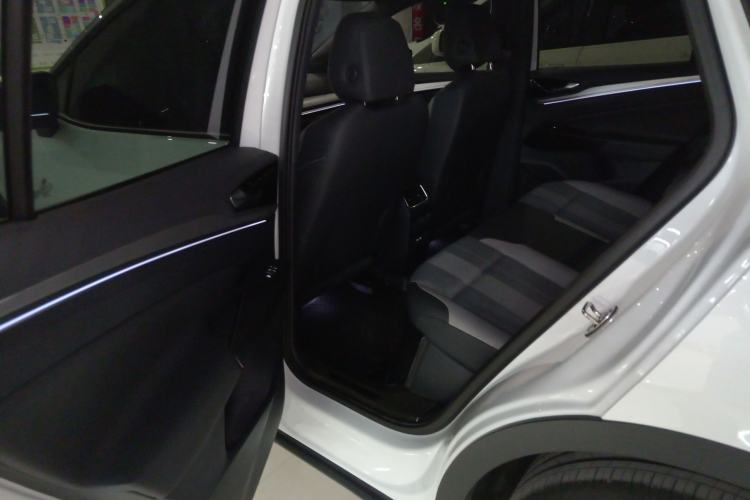 Used Volkswagen ID.4 CROZZ 2025 Pure Edition Left Rear Seat