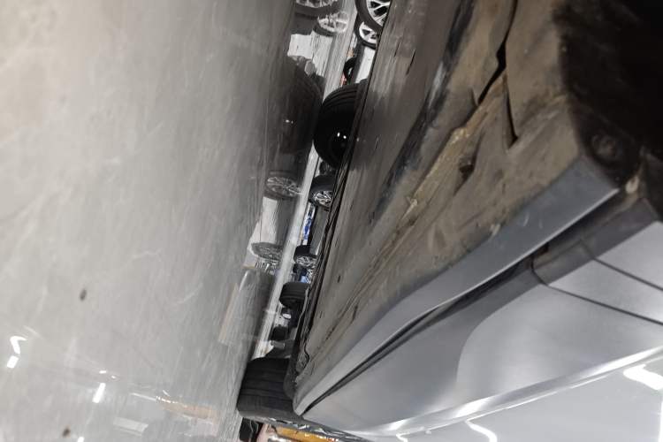 Used Volkswagen ID.4 CROZZ 2025 Pure Edition Left Side Sill