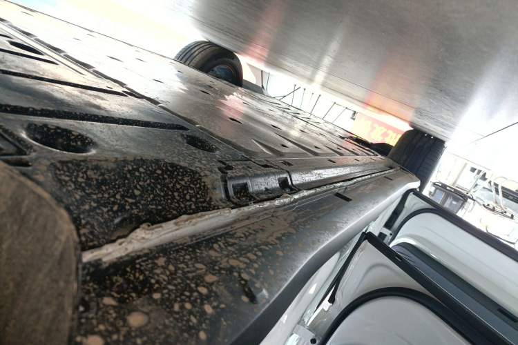 Used Volkswagen ID.4 CROZZ 2025 Pure Edition Left Side Sill