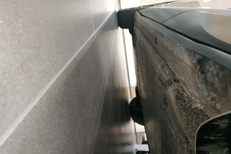 Used Volkswagen ID.4 CROZZ 2025 Pure Edition Left Side Sill