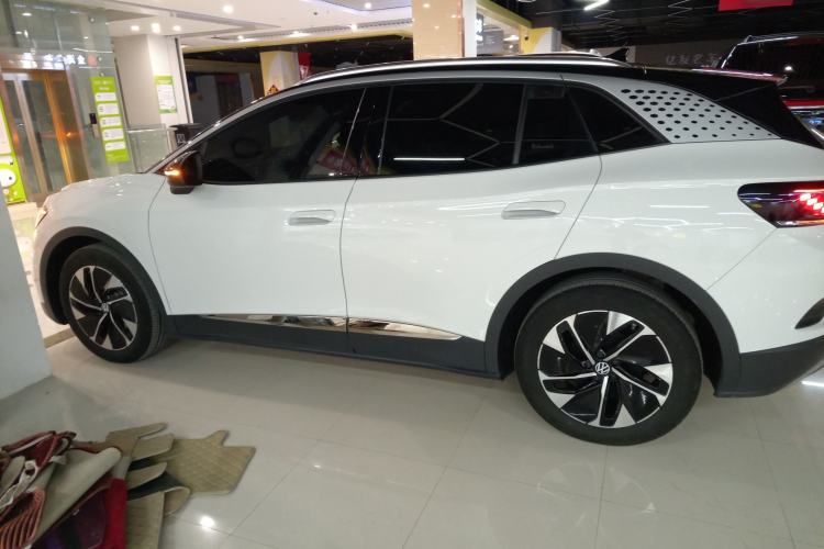 Used Volkswagen ID.4 CROZZ 2025 Pure Edition Left Side