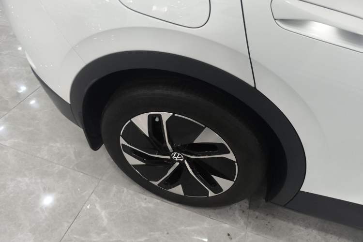 Used Volkswagen ID.4 CROZZ 2025 Pure Edition Right Rear Wheel Hub