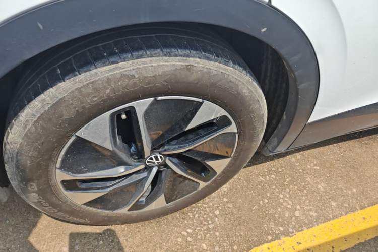 Used Volkswagen ID.4 CROZZ 2025 Pure Edition Right Rear Wheel Hub