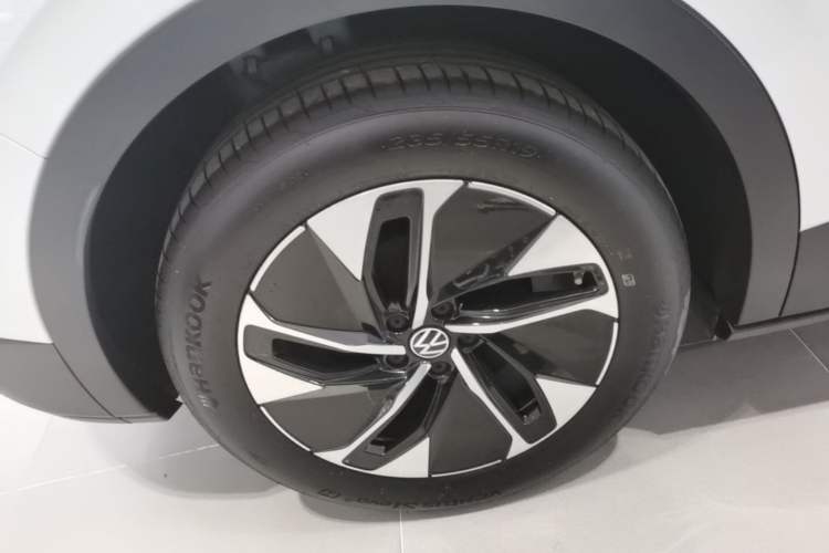 Used Volkswagen ID.4 CROZZ 2025 Pure Edition Right Rear Wheel Hub