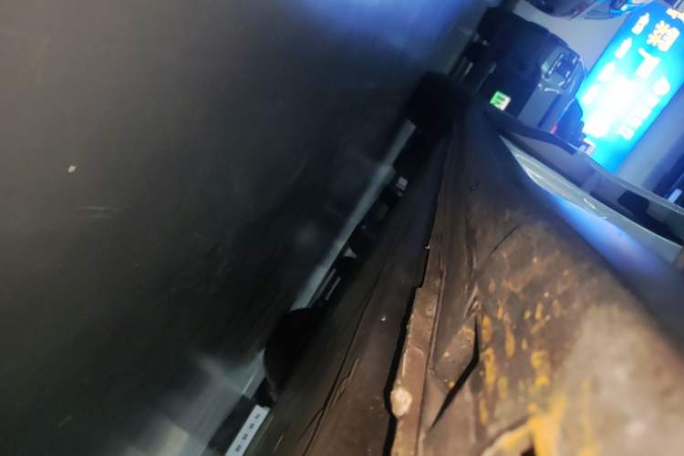 Used Volkswagen ID.4 CROZZ 2025 Pure Edition Right Side Sill