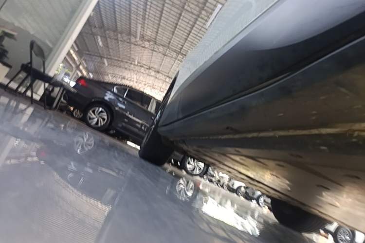 Used Volkswagen ID.4 CROZZ 2025 Pure Edition Right Side Sill