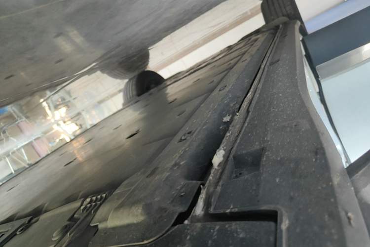 Used Volkswagen ID.4 CROZZ 2025 Pure Edition Right Side Sill