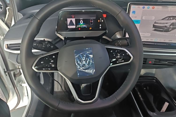 Used Volkswagen ID.4 CROZZ 2025 Pure Edition Steering Wheel
