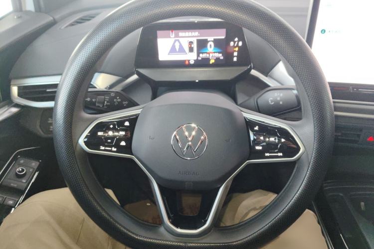 Used Volkswagen ID.4 CROZZ 2025 Pure Edition Steering Wheel