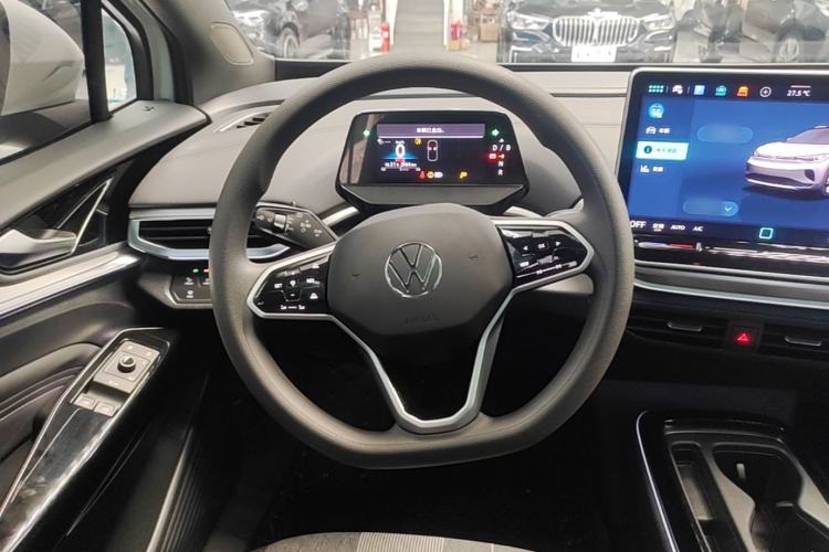 Used Volkswagen ID.4 CROZZ 2025 Pure Edition Steering Wheel