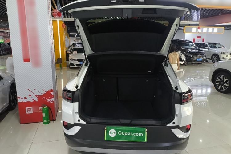 Used Volkswagen ID.4 CROZZ 2025 Pure Edition Trunk