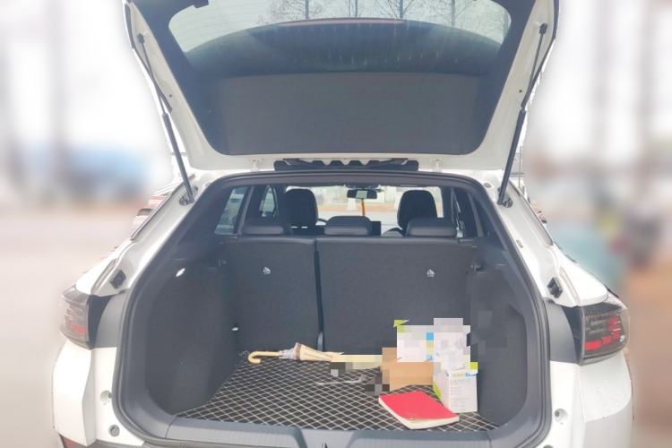 Used Volkswagen ID.4 CROZZ 2025 Pure Edition Trunk