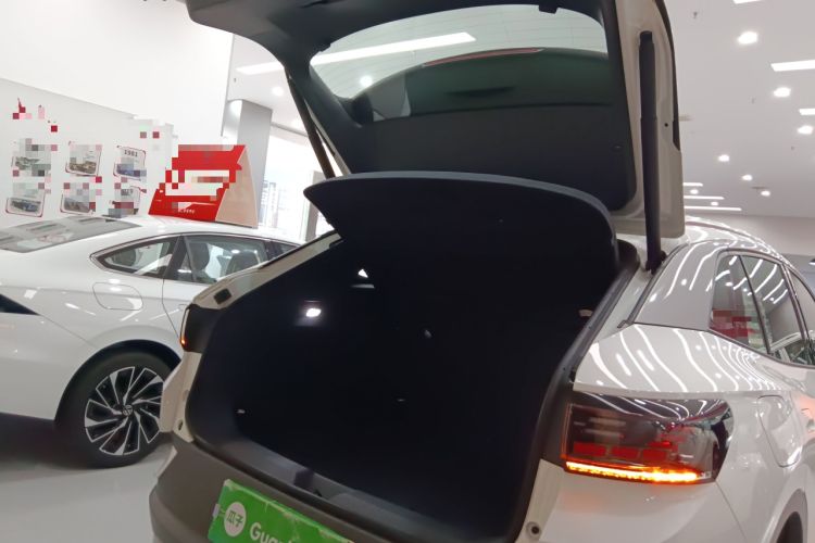 Used Volkswagen ID.4 CROZZ 2025 Pure Edition Trunk