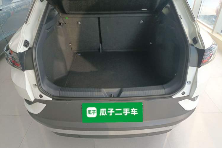 Used Volkswagen ID.4 CROZZ 2025 Pure Edition Trunk