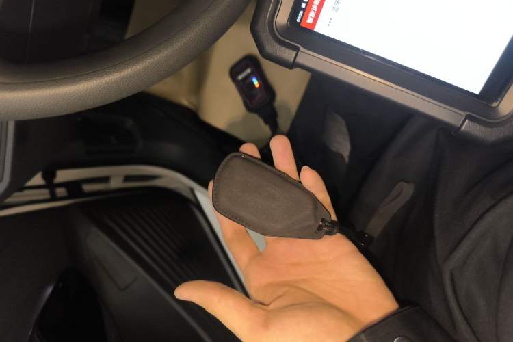 Used Volkswagen ID.4 CROZZ 2025 Pure Edition Vehicle Key