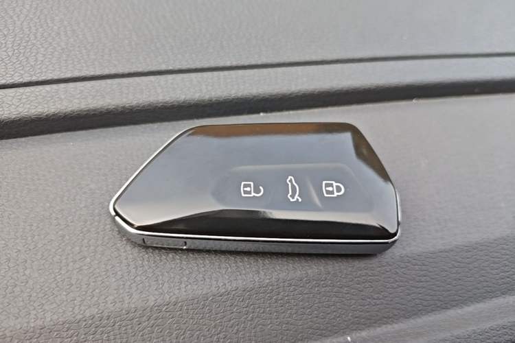 Used Volkswagen ID.4 CROZZ 2025 Pure Edition Vehicle Key