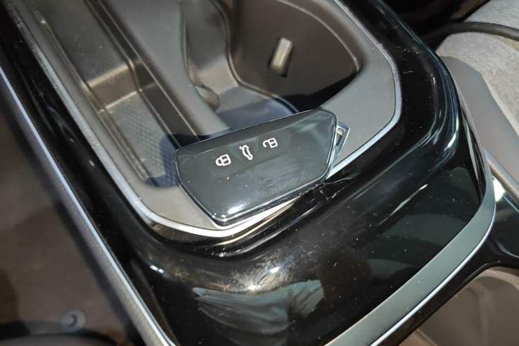 Used Volkswagen ID.4 CROZZ 2025 Pure Edition Vehicle Key