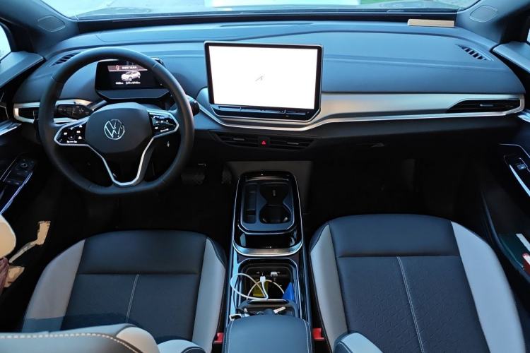 Used Volkswagen ID.4 CROZZ 2026 Model Pure Enjoyment Edition PURE Center Console
