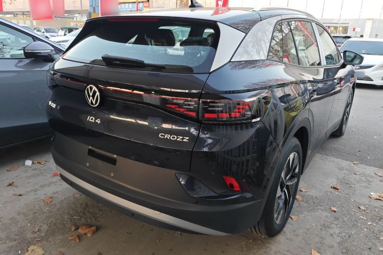 Used Volkswagen ID.4 CROZZ 2026 Model Pure Enjoyment Edition PURE Exterior 5