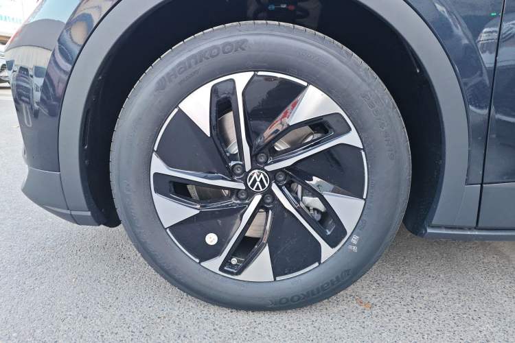 Used Volkswagen ID.4 CROZZ 2026 Model Pure Enjoyment Edition PURE Exterior 7
