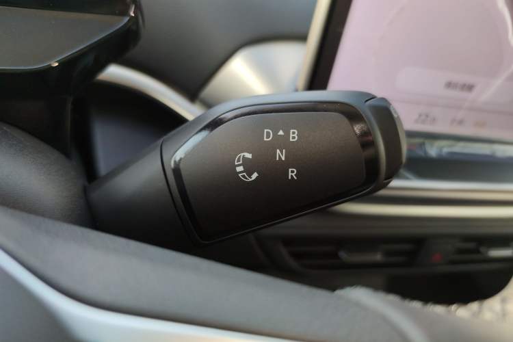Used Volkswagen ID.4 CROZZ 2026 Model Pure Enjoyment Edition PURE Gear Lever