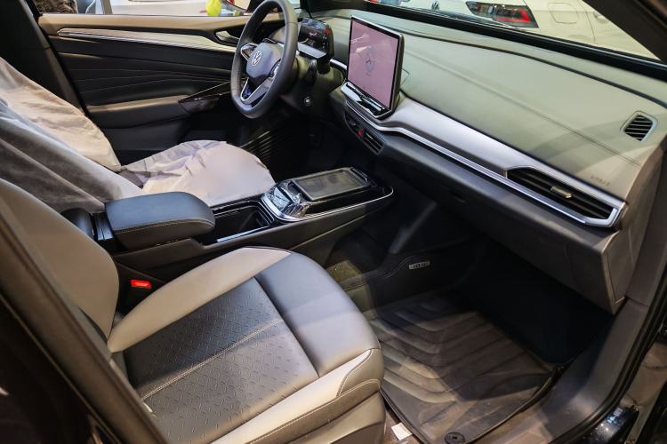 Used Volkswagen ID.4 CROZZ 2026 Model Pure Enjoyment Edition PURE Interior 4