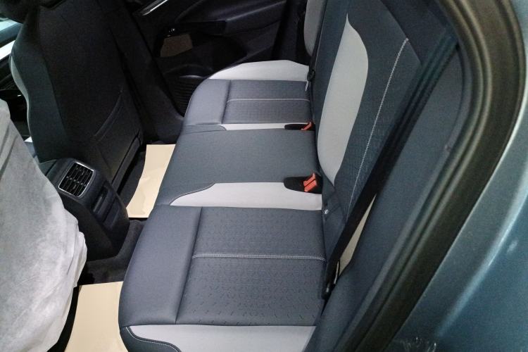 Used Volkswagen ID.4 CROZZ 2026 Model Pure Enjoyment Edition PURE Interior 4