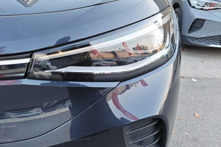 Used Volkswagen ID.4 CROZZ 2026 Model Pure Enjoyment Edition PURE Left Front Headlight