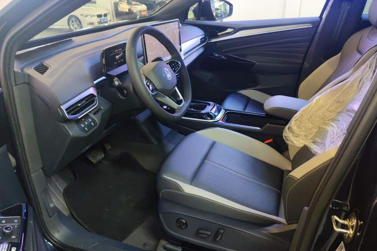 Used Volkswagen ID.4 CROZZ 2026 Model Pure Enjoyment Edition PURE Left Front Seat