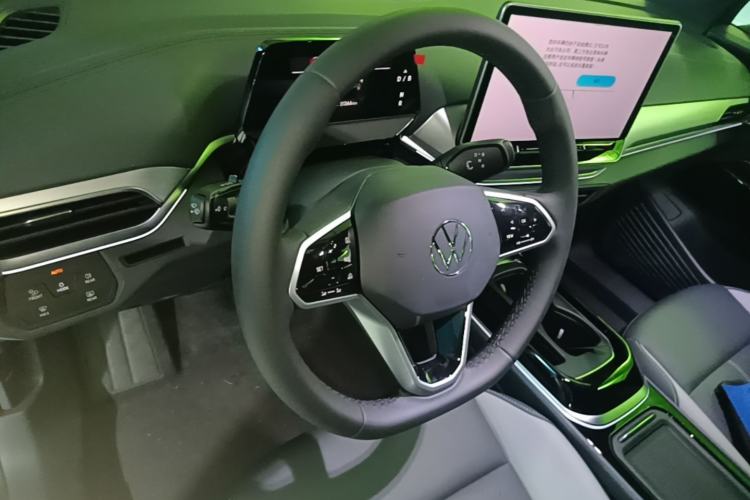Used Volkswagen ID.4 CROZZ 2026 Model Pure Enjoyment Edition PURE Steering Wheel
