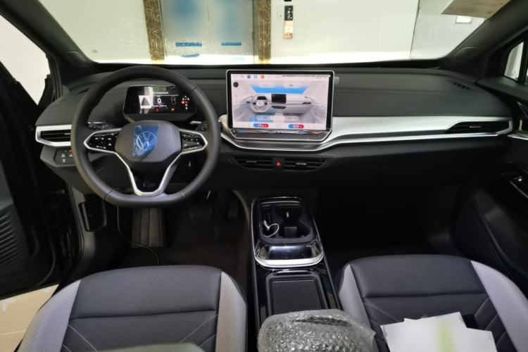 Used Volkswagen ID.4 CROZZ 2026 Model Pure Enjoyment Edition PURE Center Console